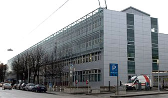UKH Linz: Ausschreibung der Reinigungsleistungen mit besonderen Anforderungen 2004